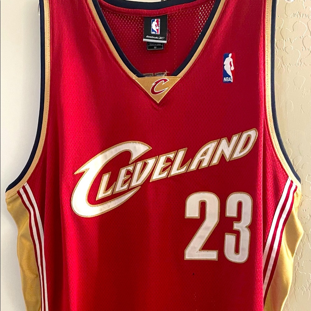 Cleveland Cavaliers Jersey -Lebron James
